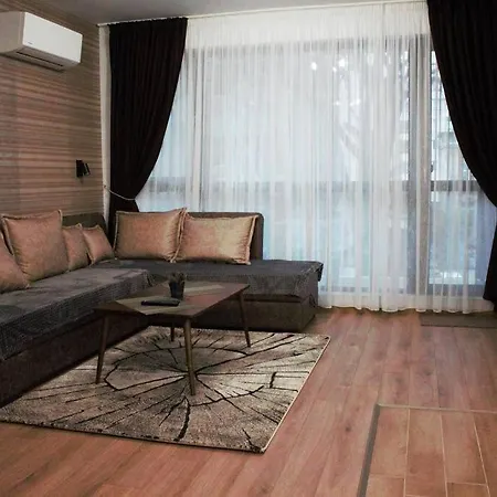 Eras - център Апартаменты